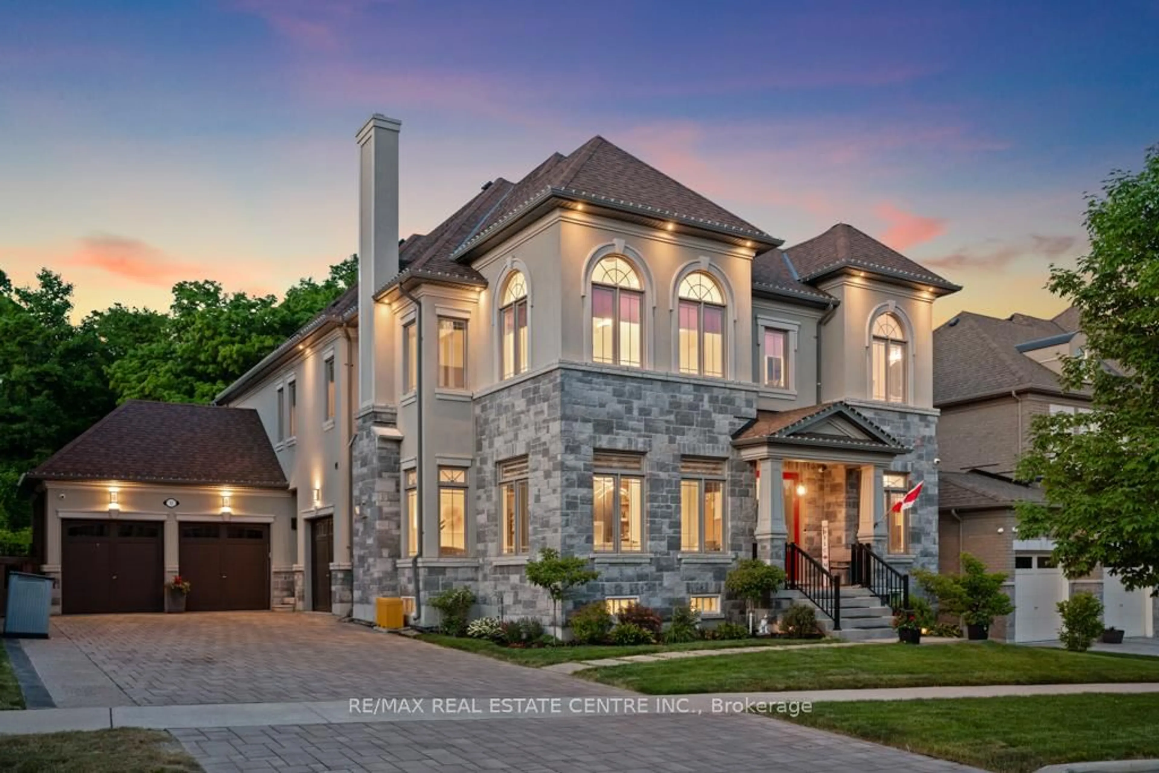 Home with brick exterior material, street for 10 Crown Forest Crt, Brampton Ontario L6Y 2Y5