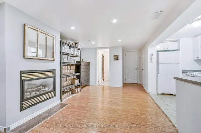 Additional property image - 2217 Ghent Ave