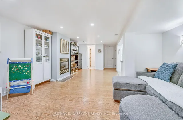 Additional property image - 2217 Ghent Ave