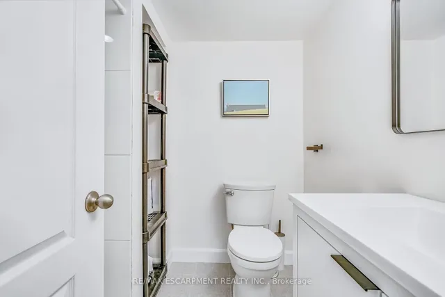 Additional property image - 2217 Ghent Ave