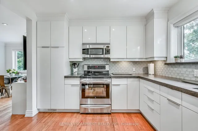 Additional property image - 2217 Ghent Ave