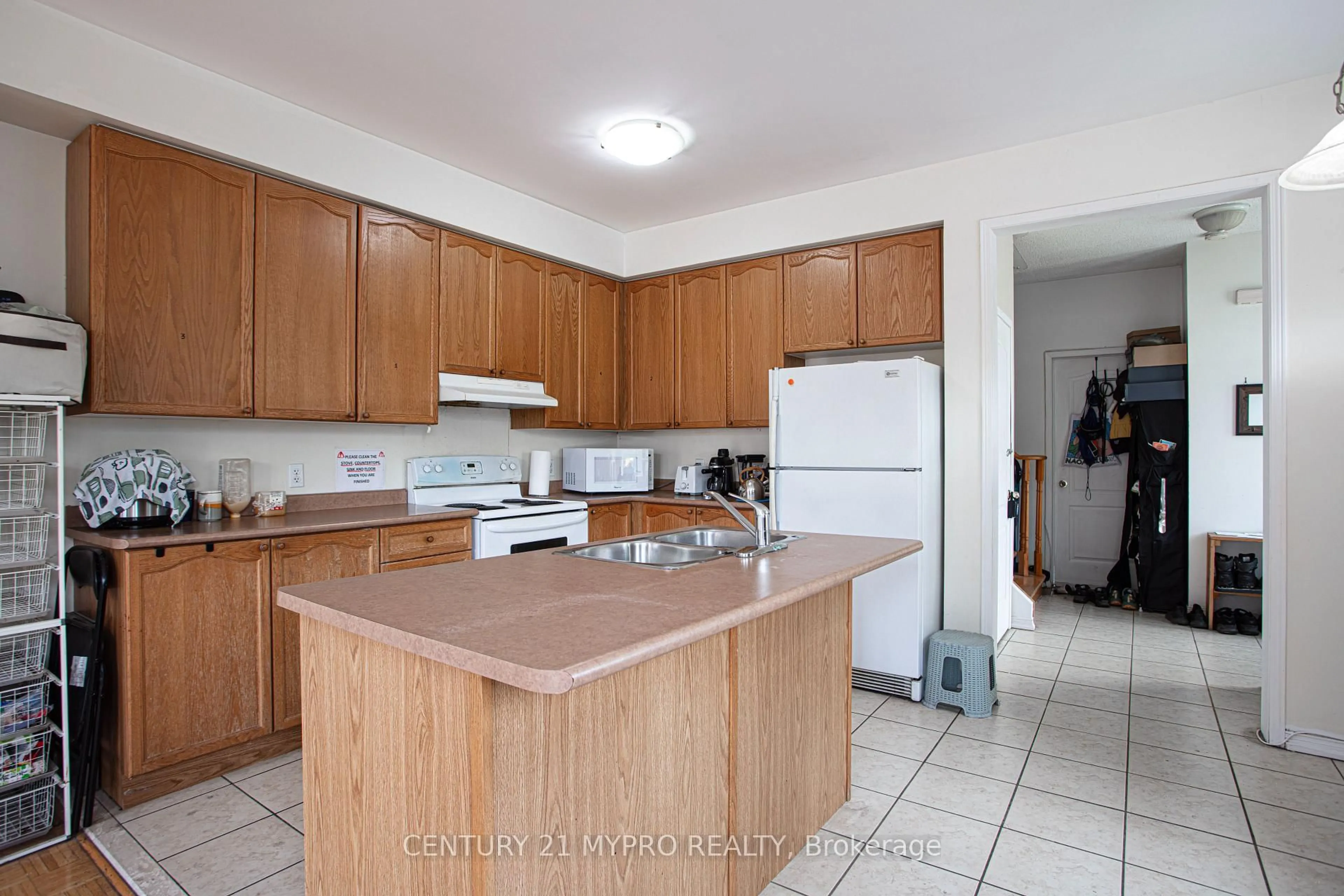 Standard kitchen, unknown for 333 Cook Rd, Toronto Ontario M3J 3T2