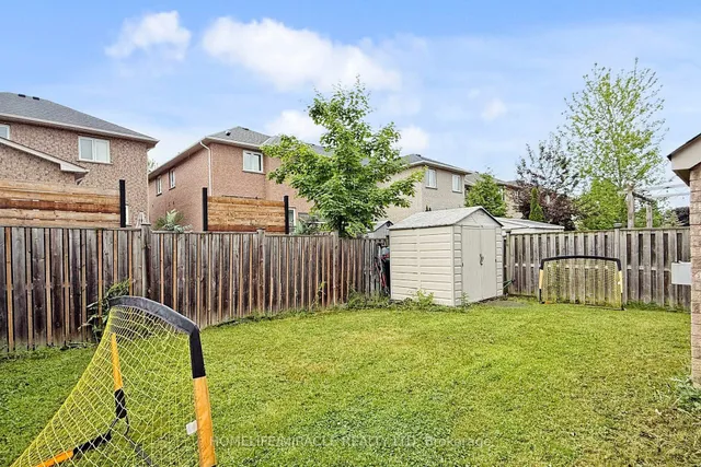 Primary image of 467 Willmott Cres