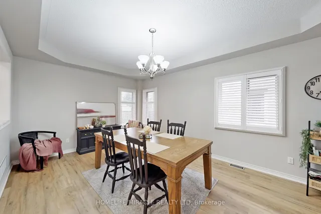 Additional image 38 of 467 Willmott Cres