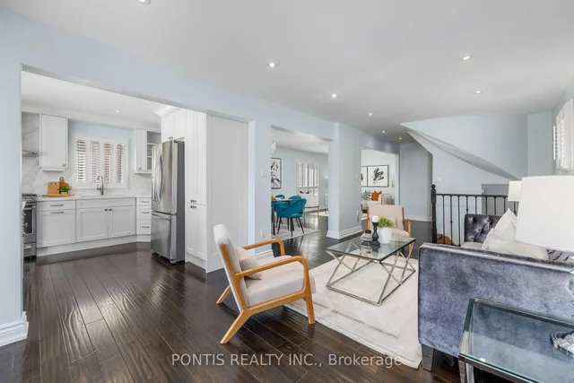 Additional property image - 438 ABERFOYLE Crt