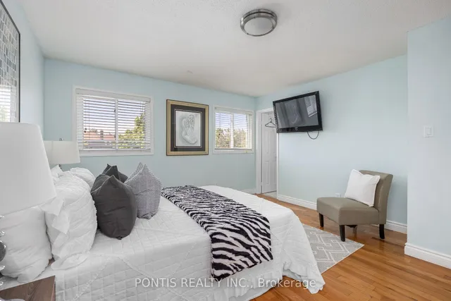 Additional property image - 438 ABERFOYLE Crt