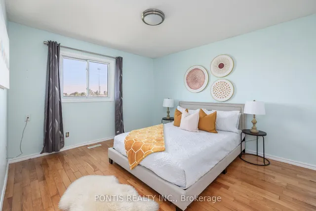 Additional property image - 438 ABERFOYLE Crt