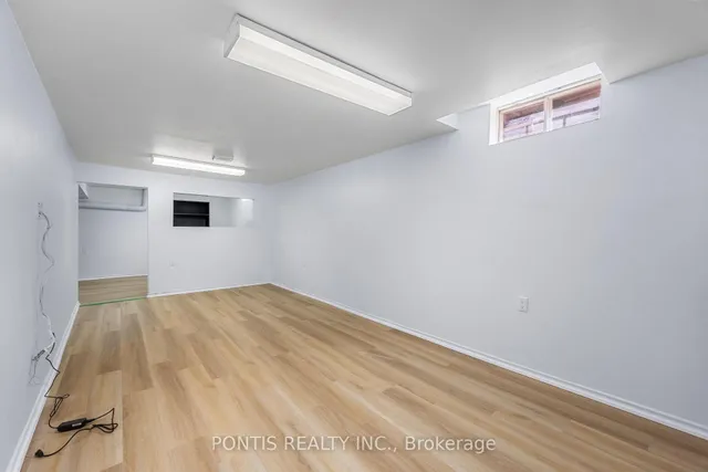 Additional property image - 438 ABERFOYLE Crt