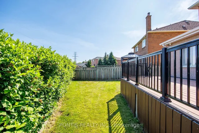 Additional property image - 438 ABERFOYLE Crt