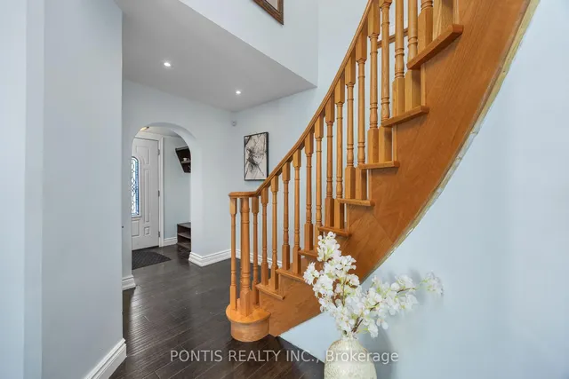 Additional property image - 438 ABERFOYLE Crt