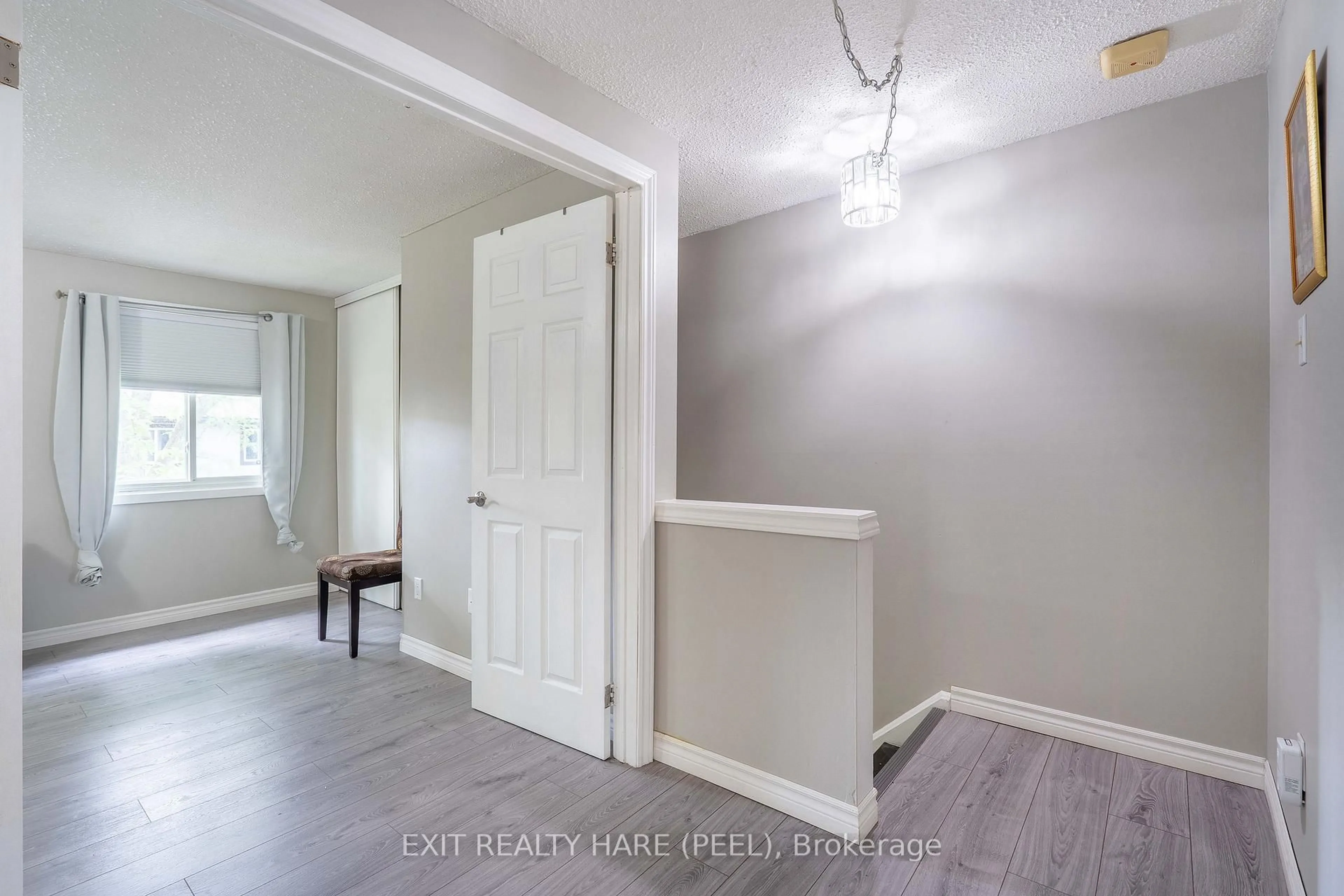 Indoor entryway for 93 Hansen Rd #51, Brampton Ontario L6V 3C8