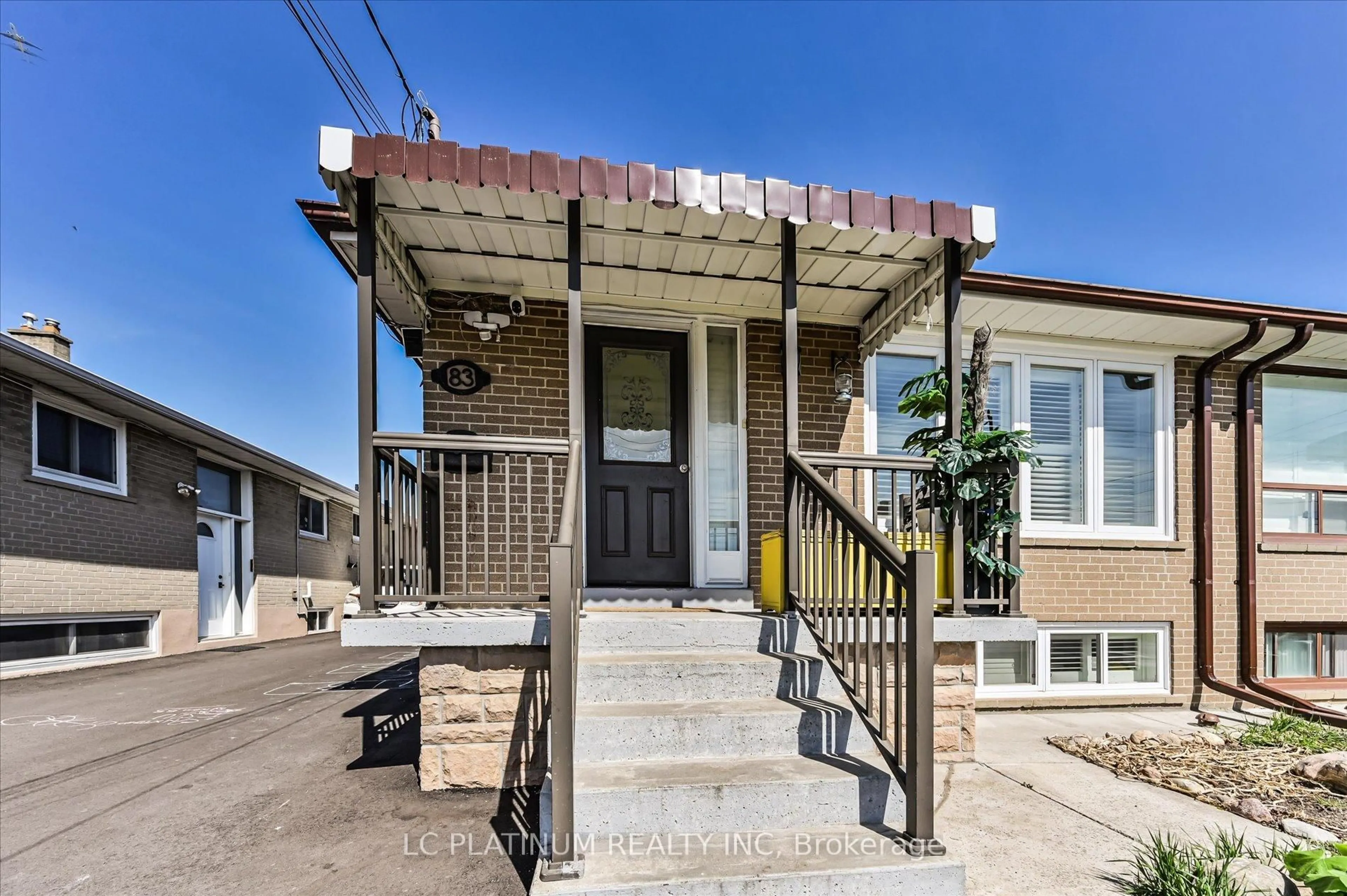 Unknown for 83 Northover St, Toronto Ontario M3L 1W6