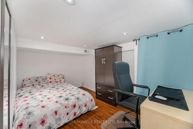 Additional property image - 20 Royal St