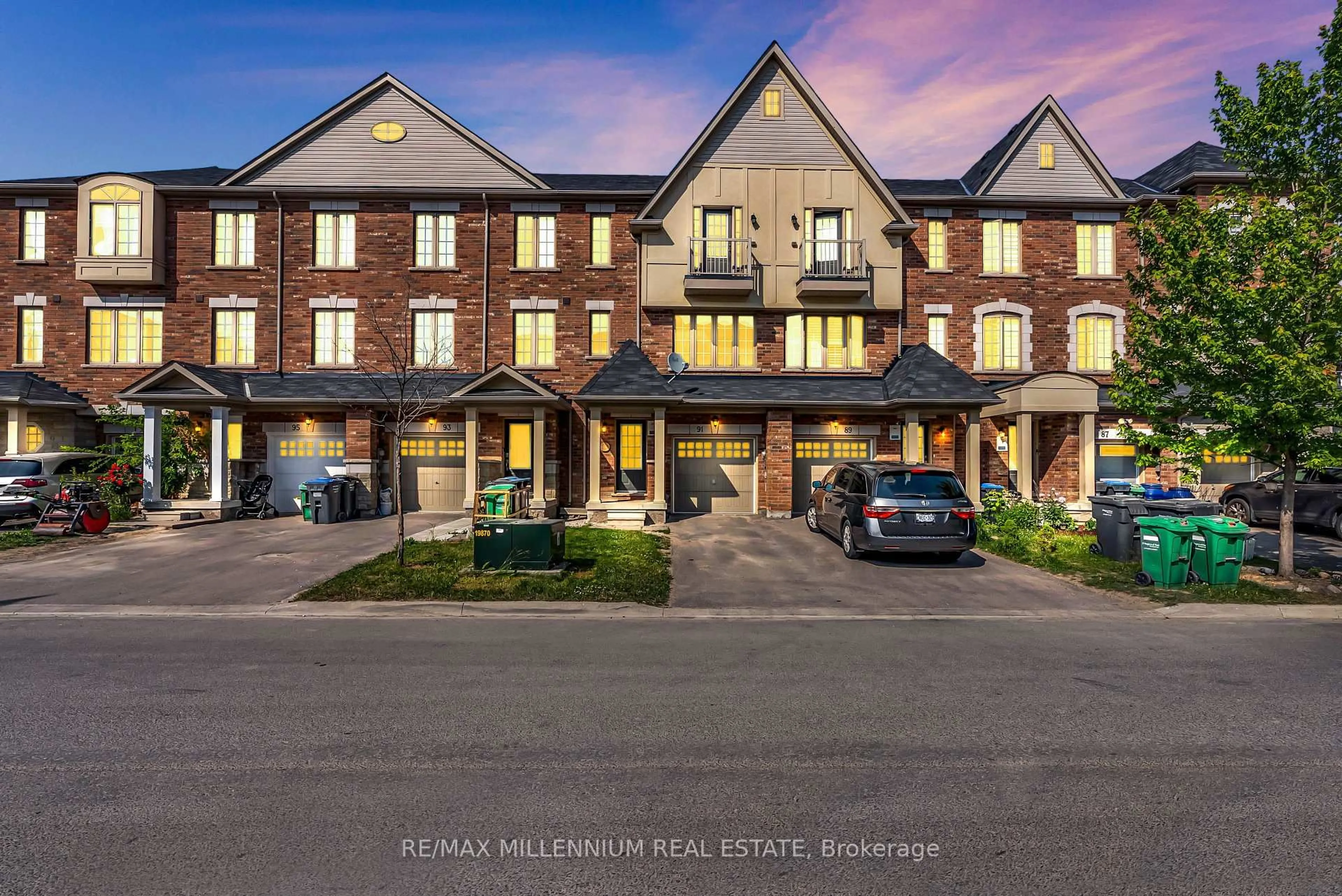 A pic from outside/outdoor area/front of a property/back of a property/a pic from drone, street for 91 New Pines Tr, Brampton Ontario L6Z 0H8