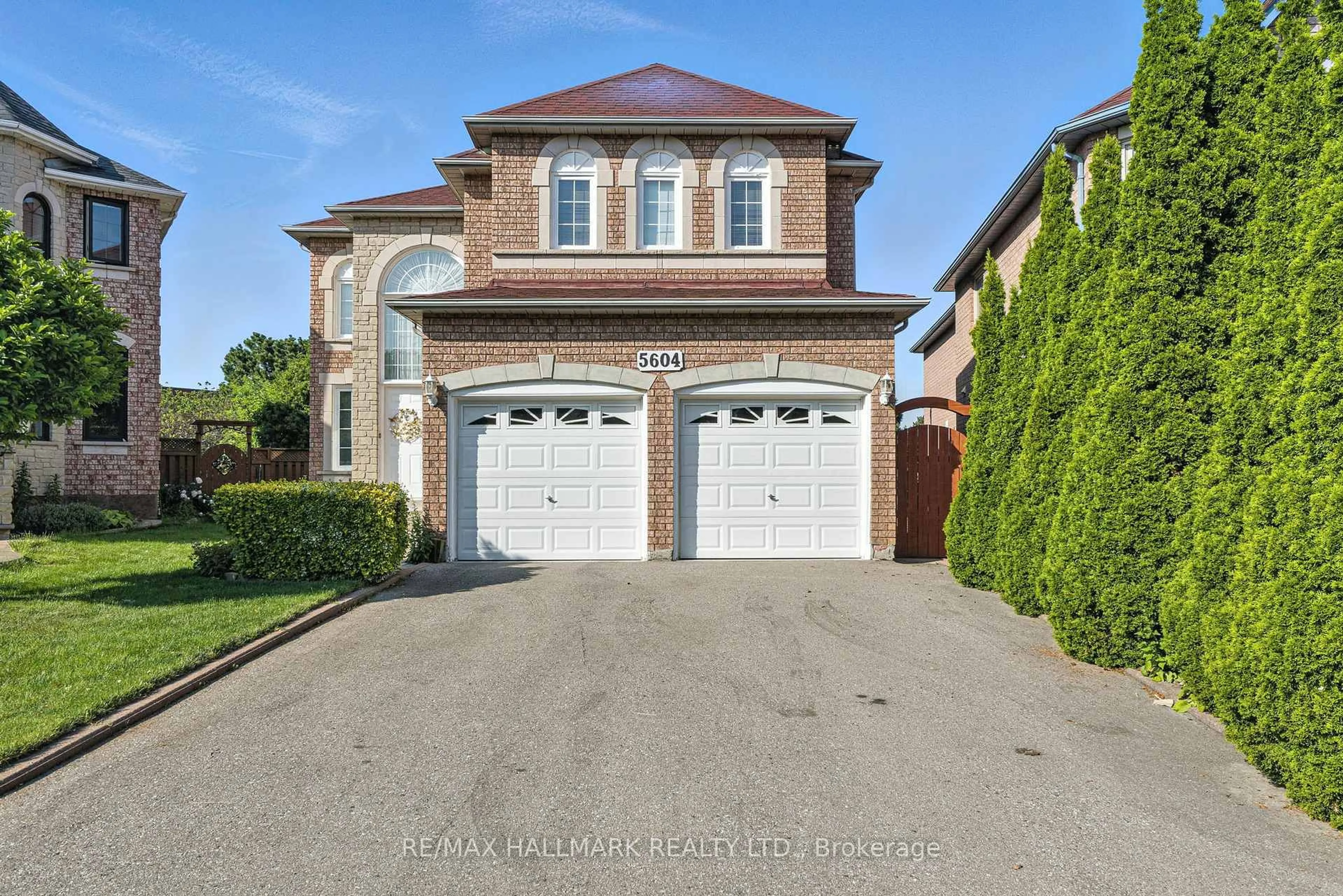 Home with brick exterior material, street for 5604 Whistler Cres, Mississauga Ontario L4Z 3R6