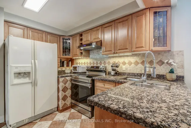 Additional image 31 of 28 Summerfield Cres