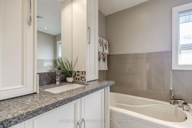 Additional image 27 of 28 Summerfield Cres