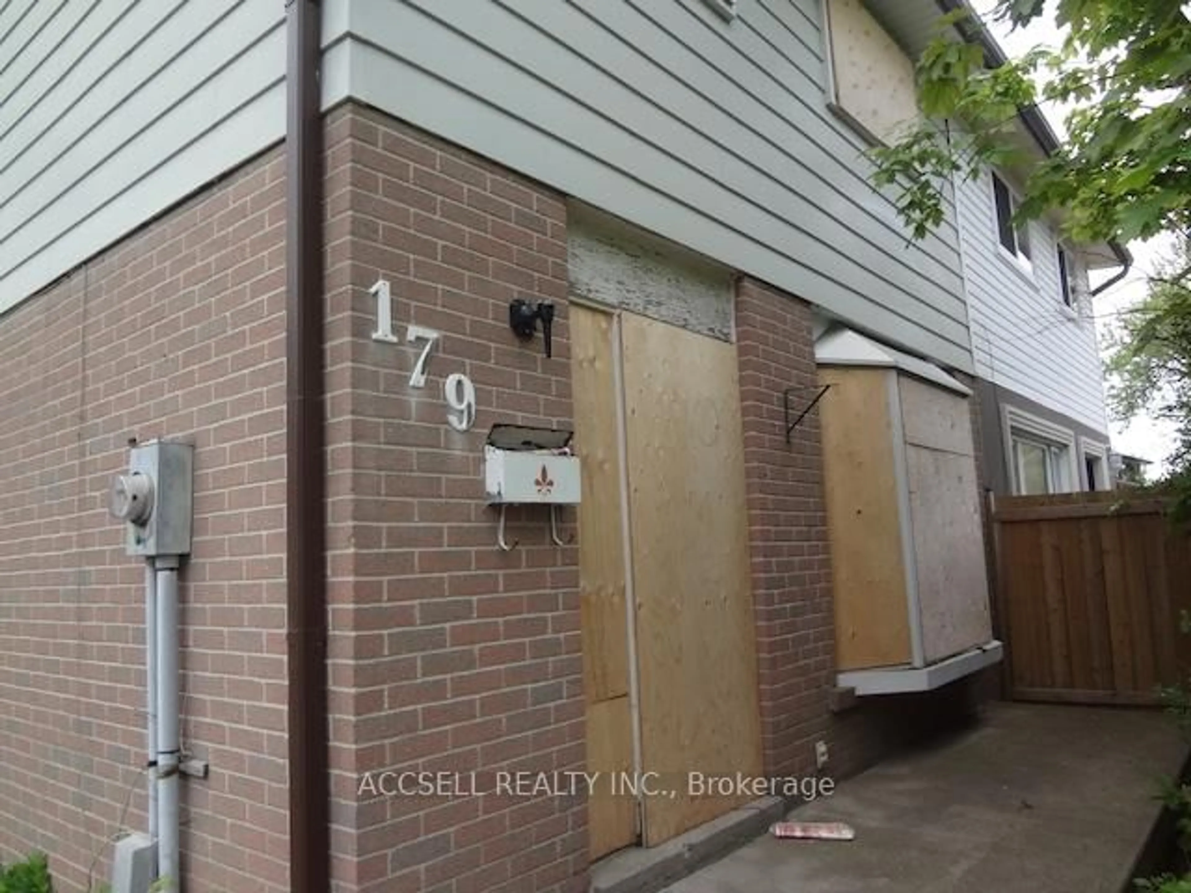 Unknown for 179 Archdekin Dr, Brampton Ontario L6V 1Y8