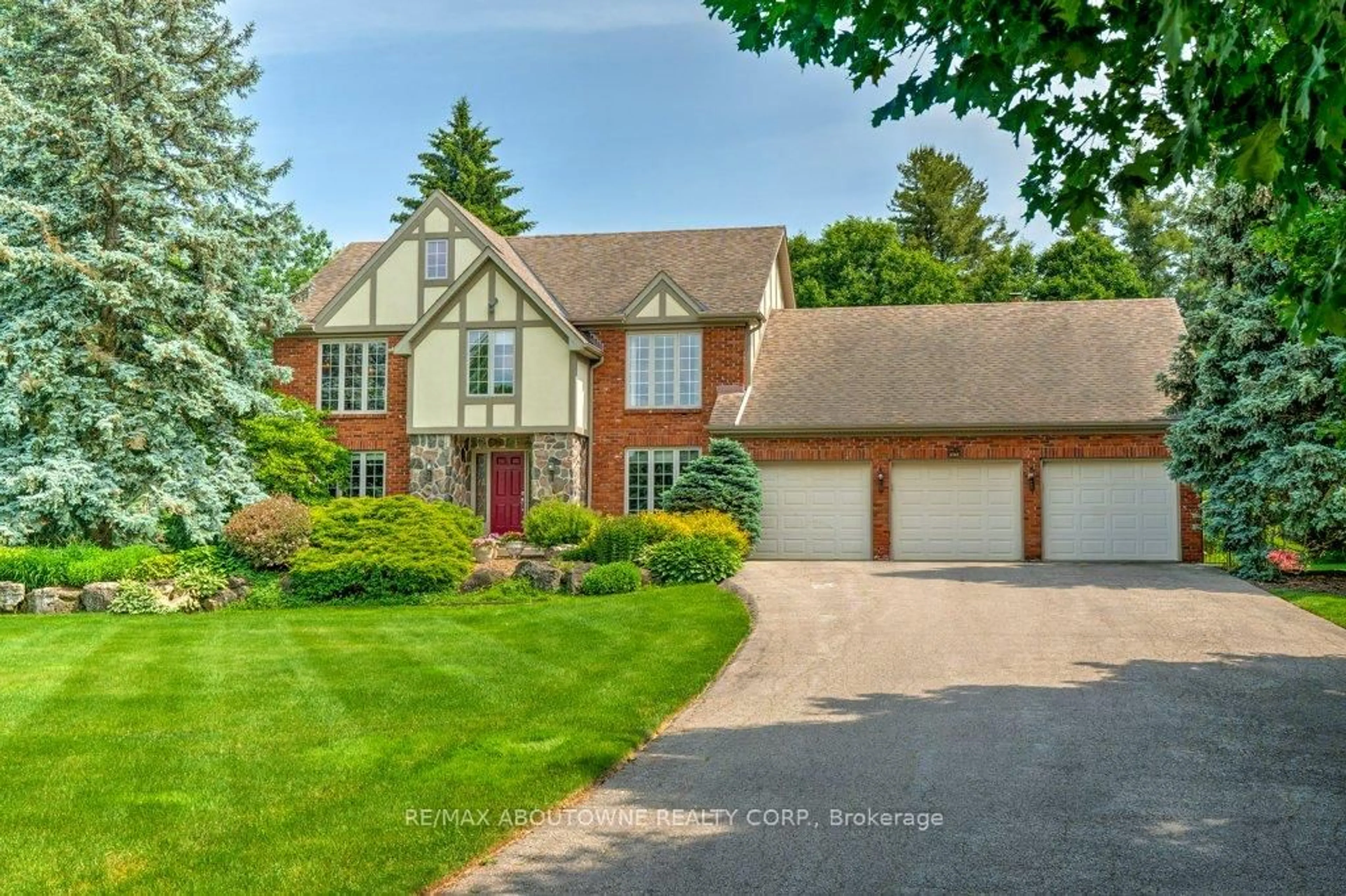 Home with brick exterior material, street for 6365 Breckenridge Pl, Burlington Ontario L7P 0K8