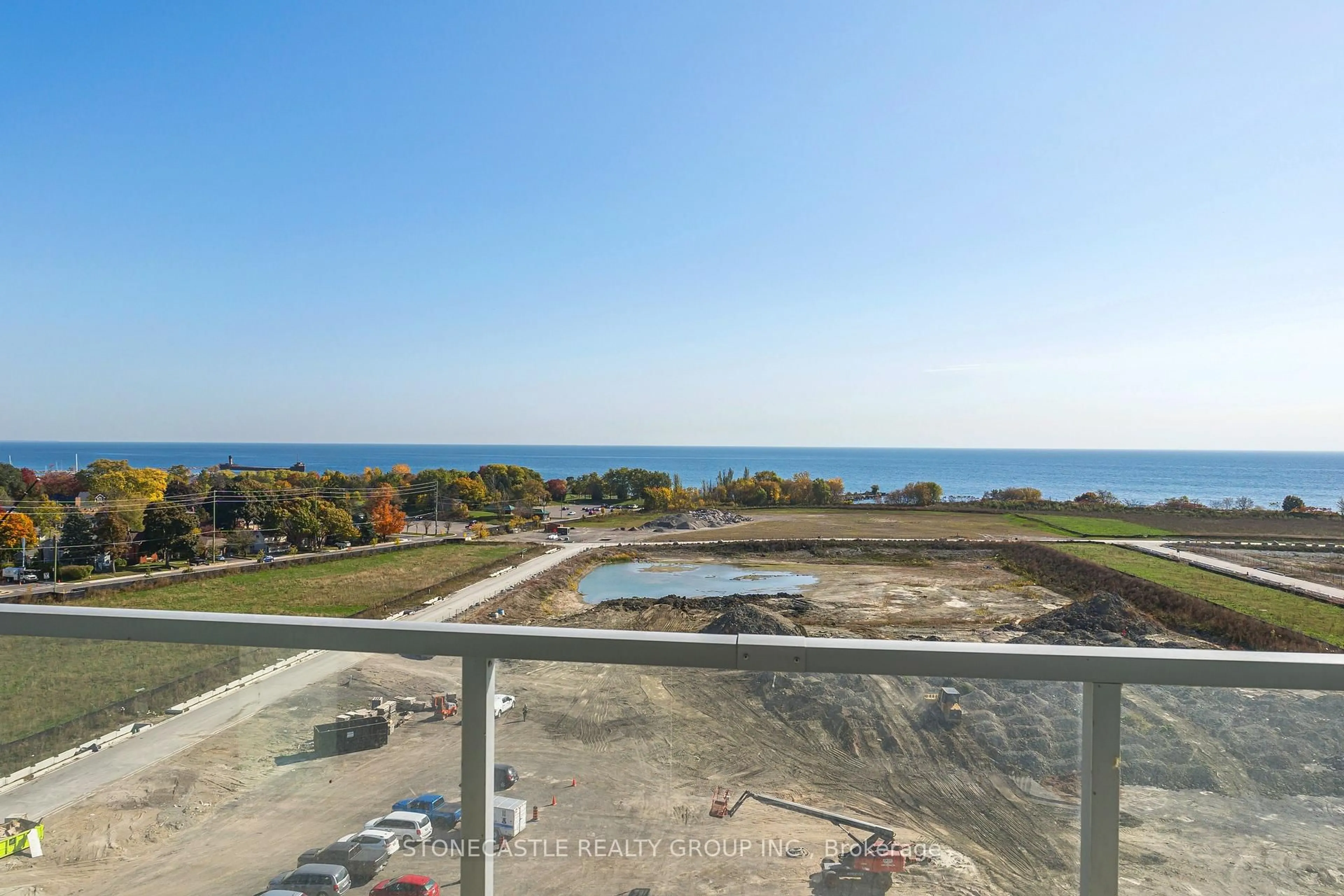 Unknown for 220 Missinnihe Way #906, Mississauga Ontario L6A 5A8
