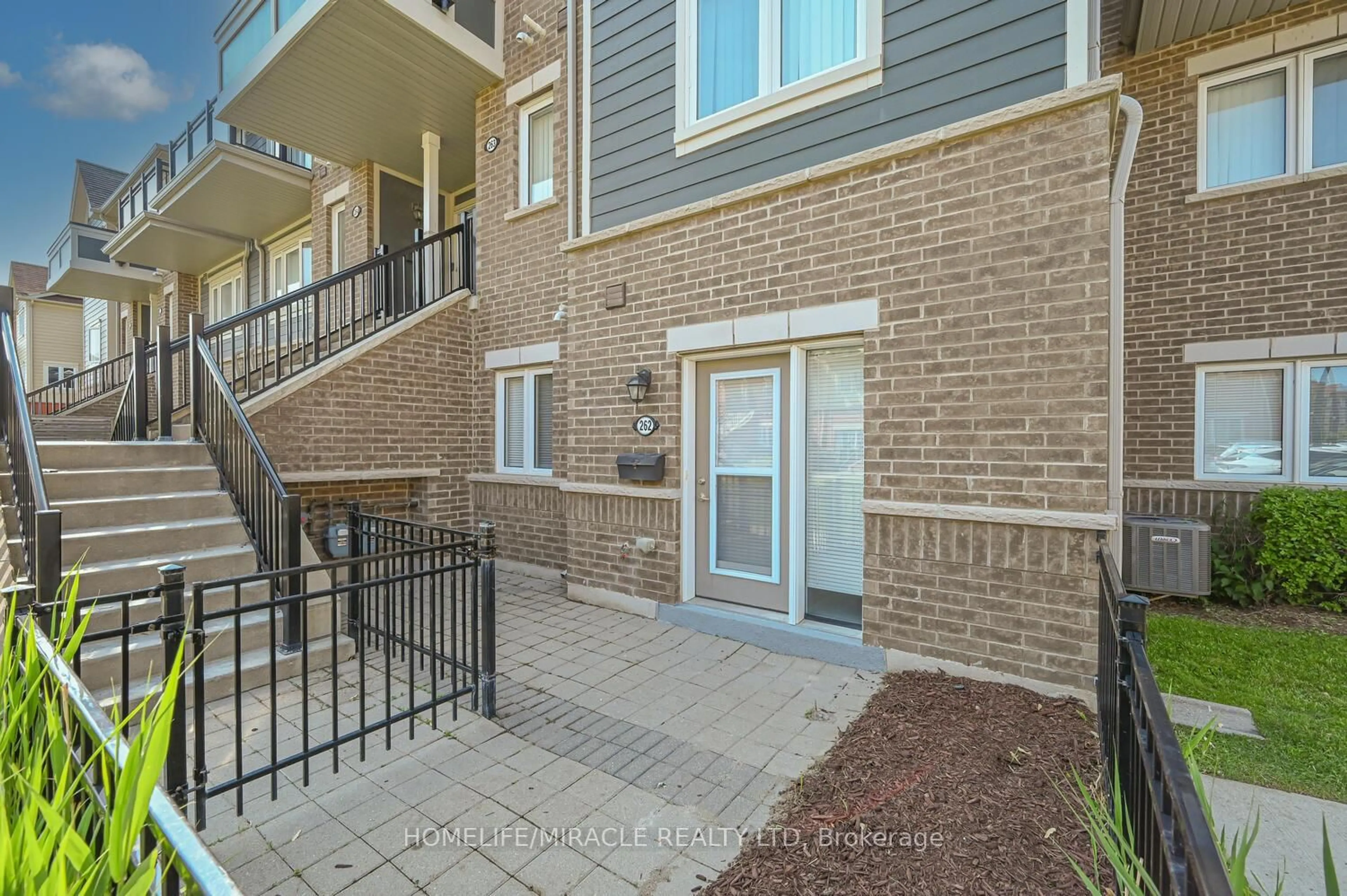 Unknown for 250 Sunny Meadow Blvd #262, Brampton Ontario L6R 3Y6
