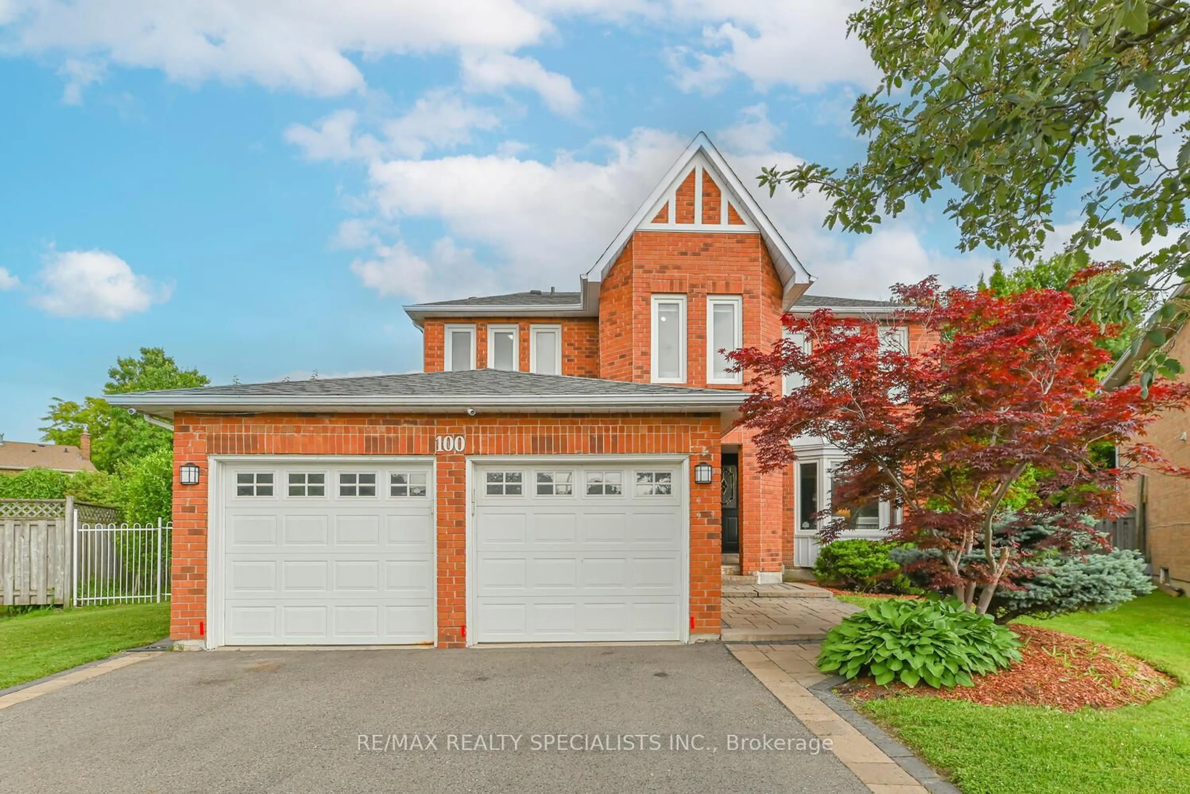 Home with brick exterior material, street for 100 Kimbark Dr, Brampton Ontario L6X 3C6