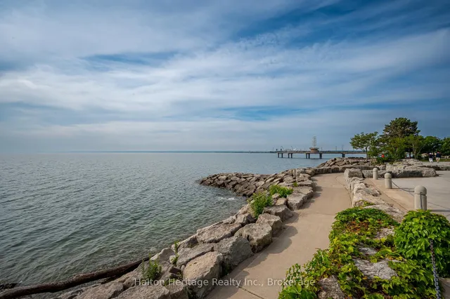 Additional image 13 of 2060 Lakeshore Rd Unit 1004