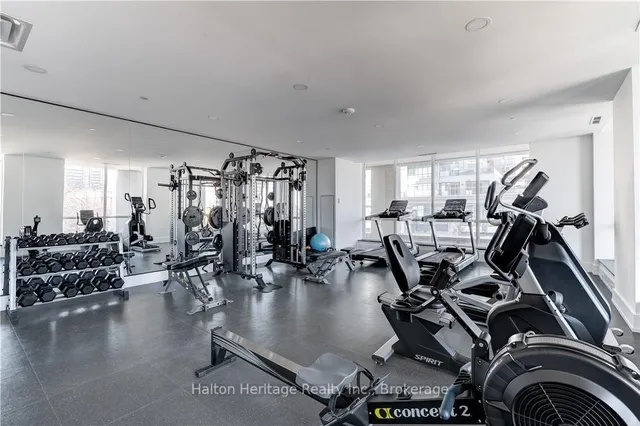 Additional image 9 of 2060 Lakeshore Rd Unit 1004