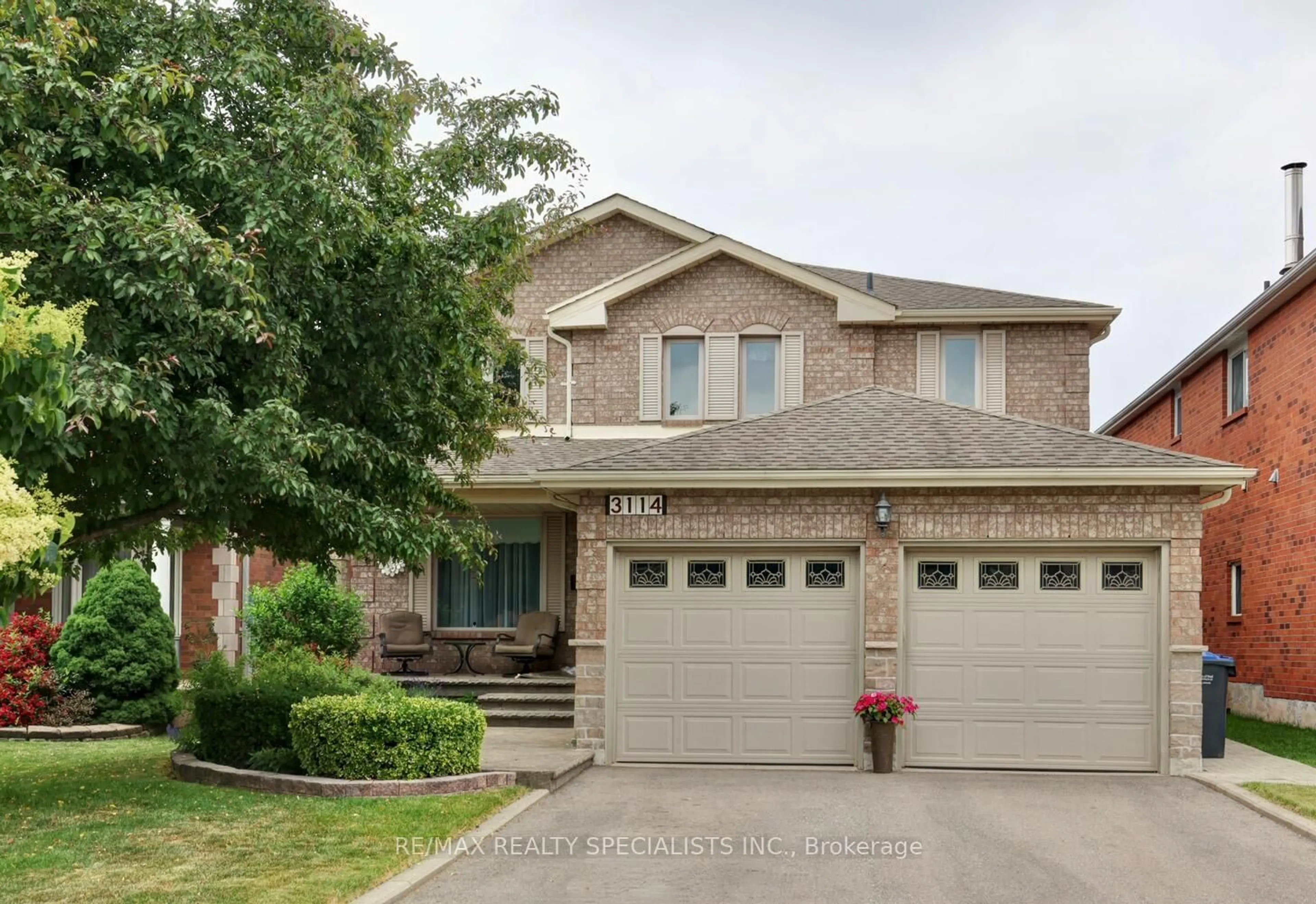 Home with brick exterior material, street for 3114 Cascade Crt, Mississauga Ontario L5L 5L8