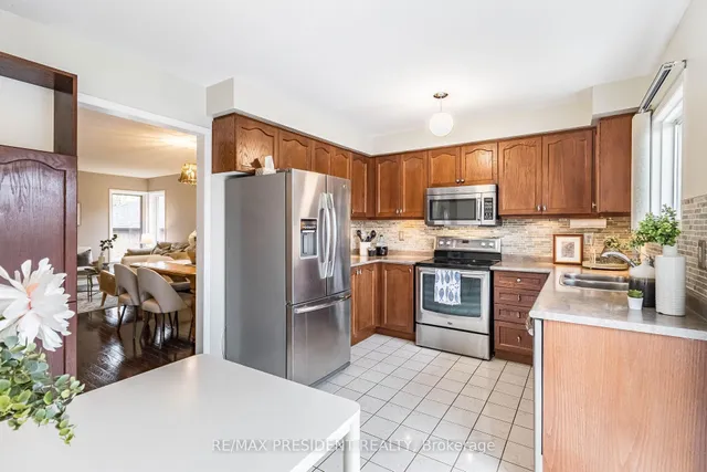Additional image 10 of 34 Fairbank Crt