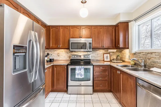 Additional image 11 of 34 Fairbank Crt