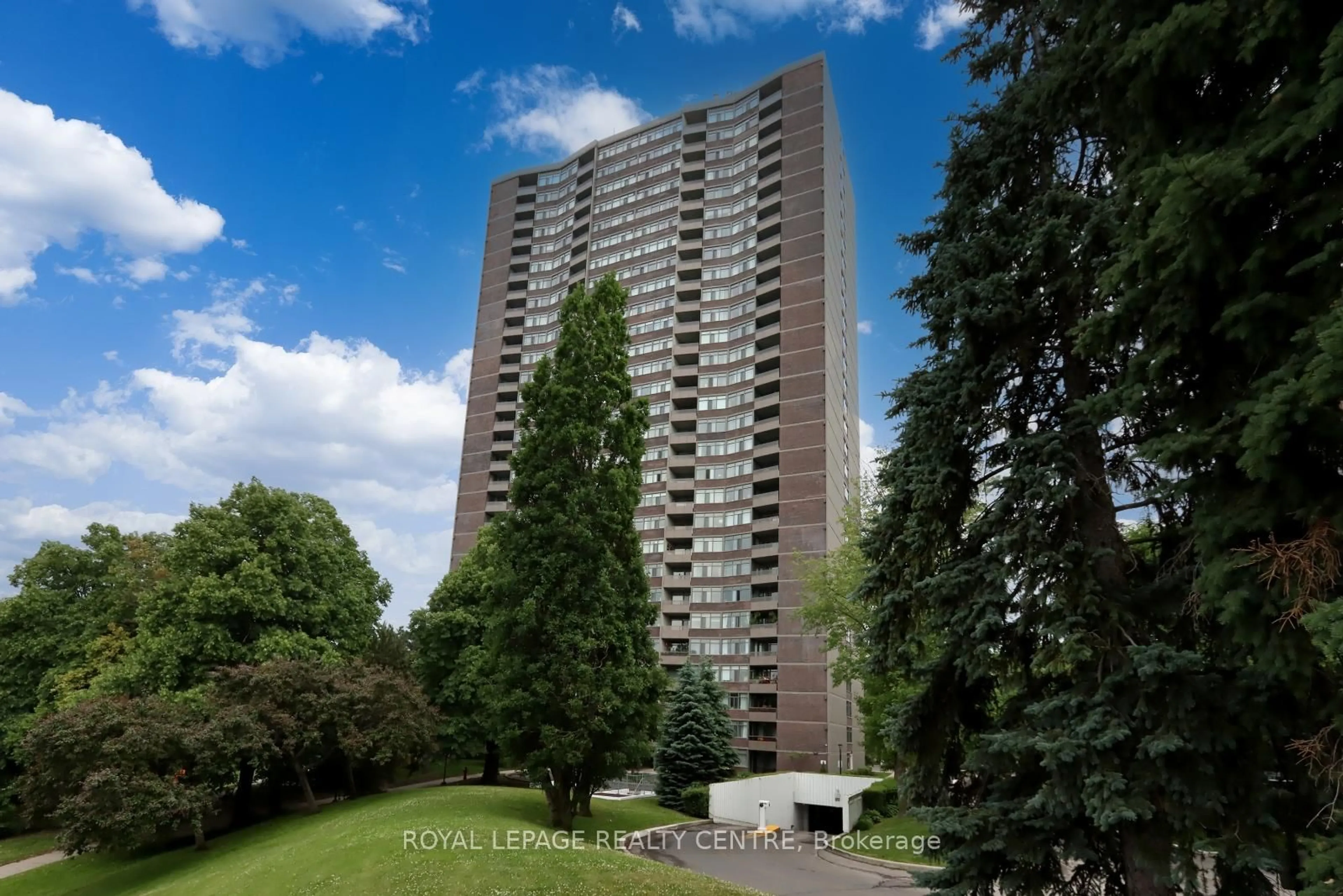 Unknown for 3100 Kirwin Ave #701, Mississauga Ontario L5A 3S6