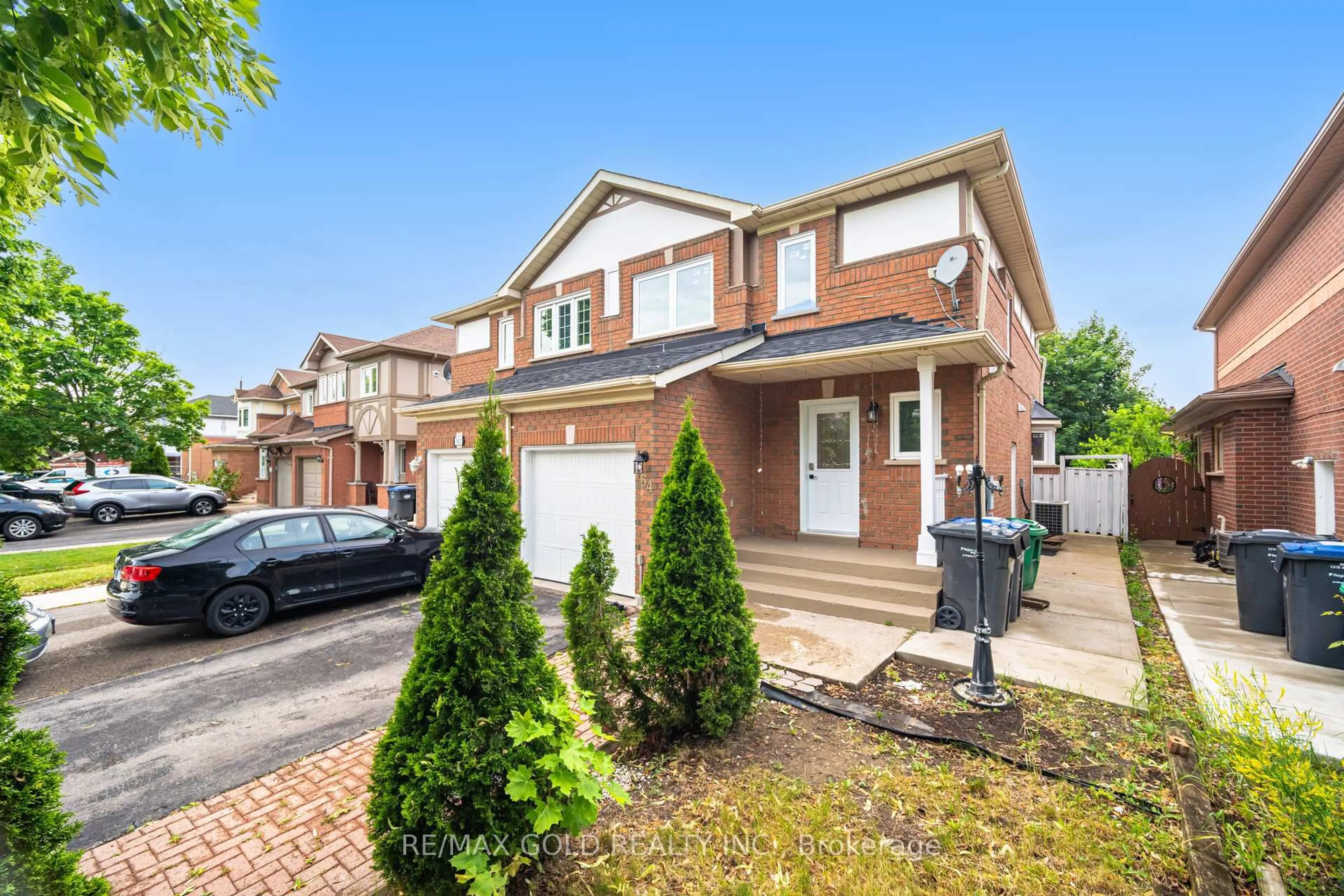 Home with brick exterior material, street for 164 Rainforest Dr, Brampton Ontario L6R 1A4