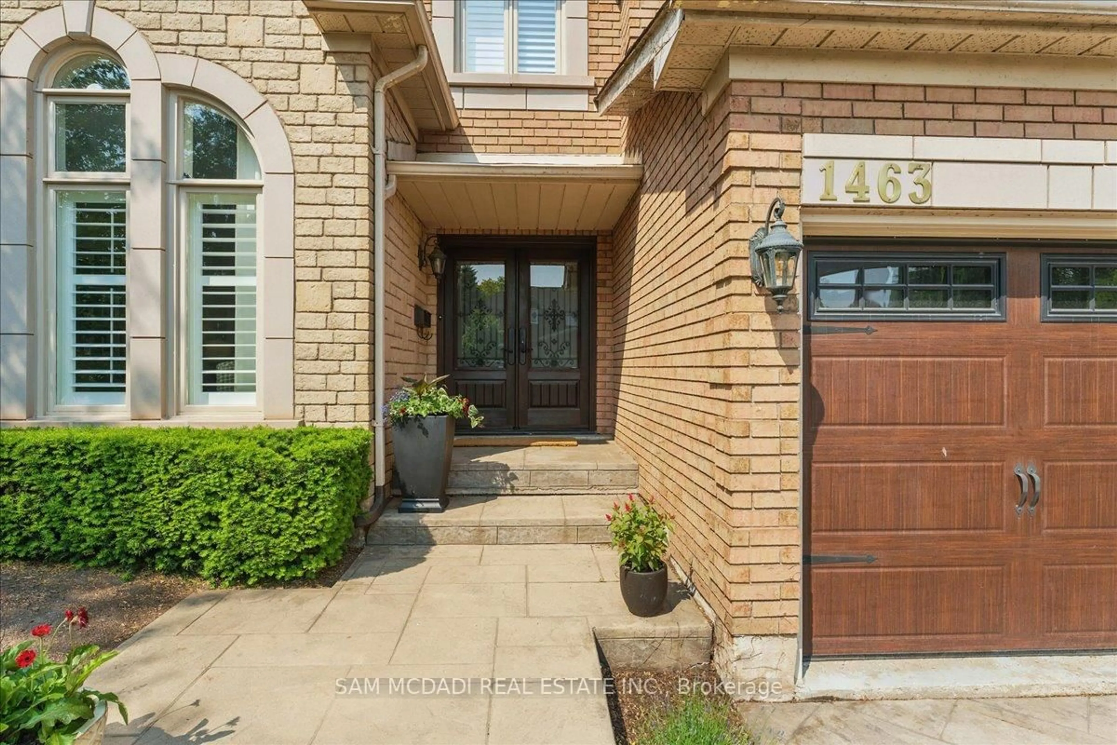 Home with brick exterior material, street for 1463 Bayshire Dr, Oakville Ontario L6H 6E8