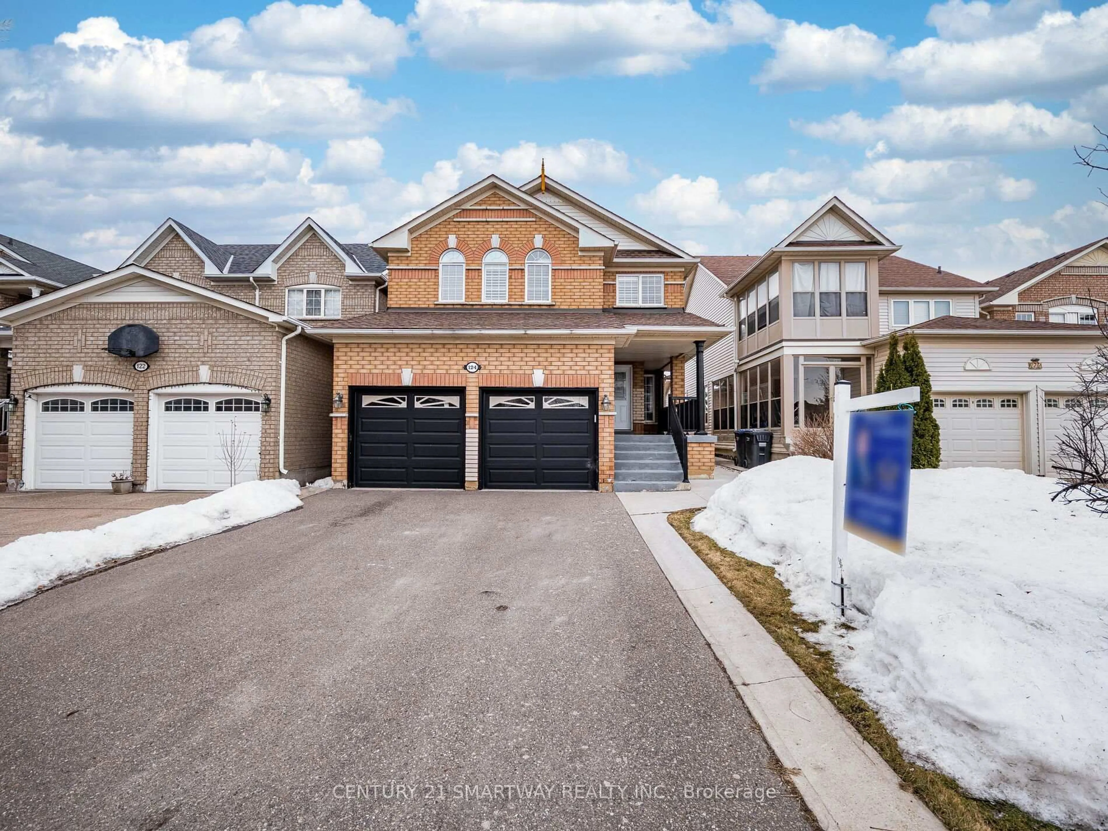 Home with brick exterior material, street for 124 Porchlight Rd, Brampton Ontario L6R 4R9