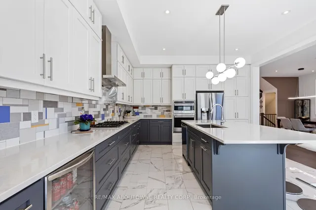 Additional property image - 1467 Everest Cres