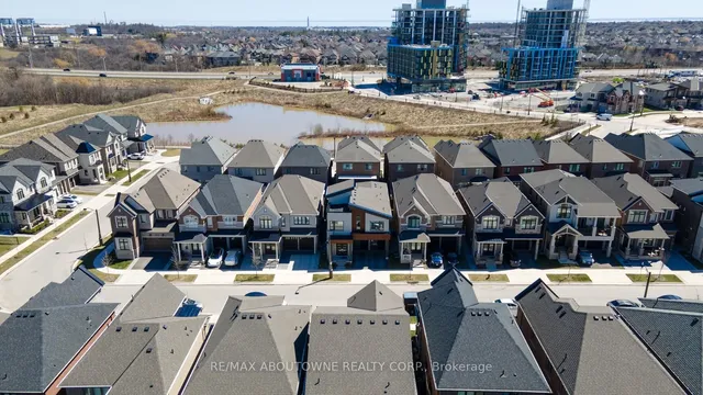 Additional property image - 1467 Everest Cres