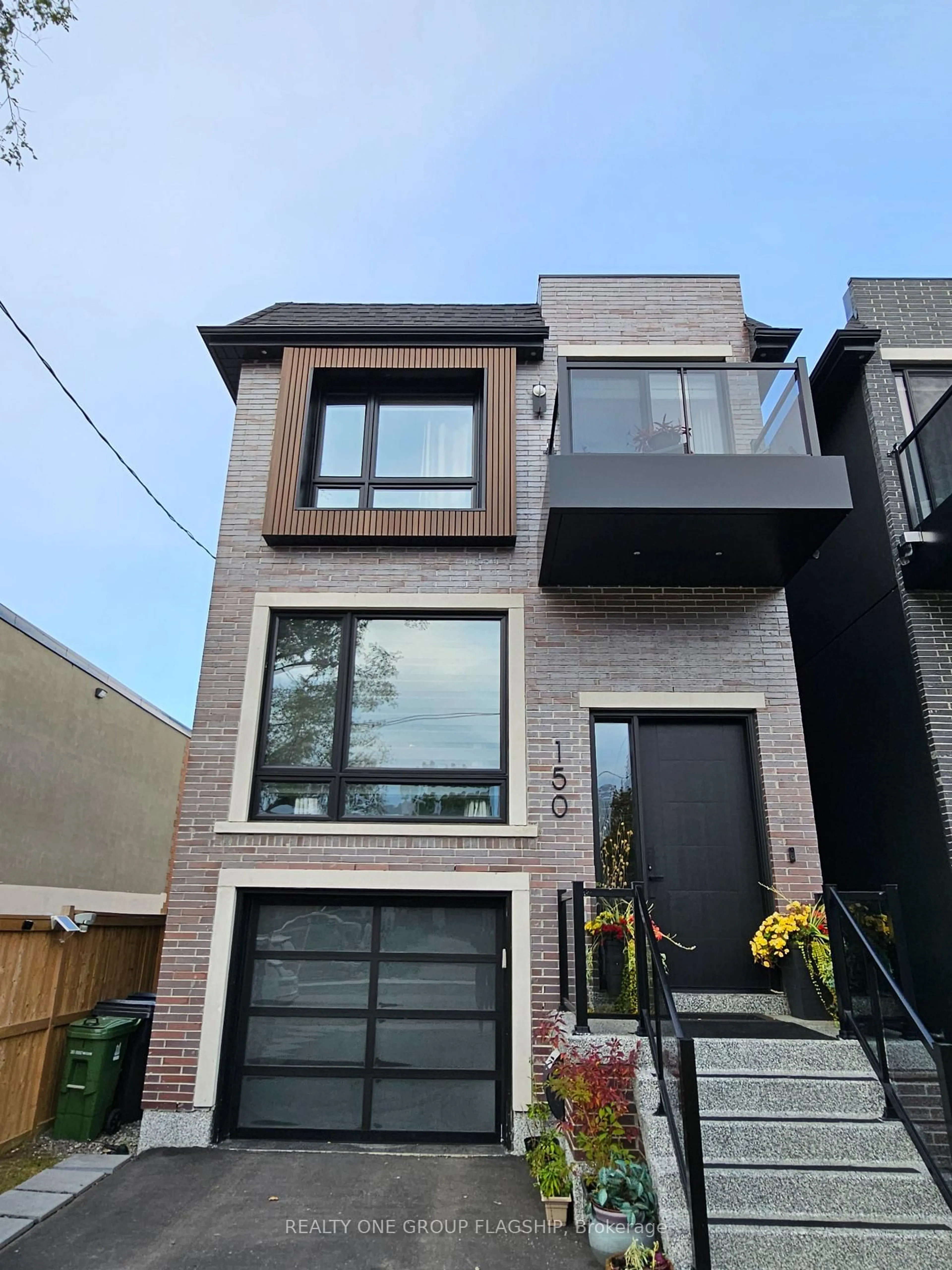 Home with brick exterior material, street for 150 Sheldon Ave, Toronto Ontario M8W 4L6