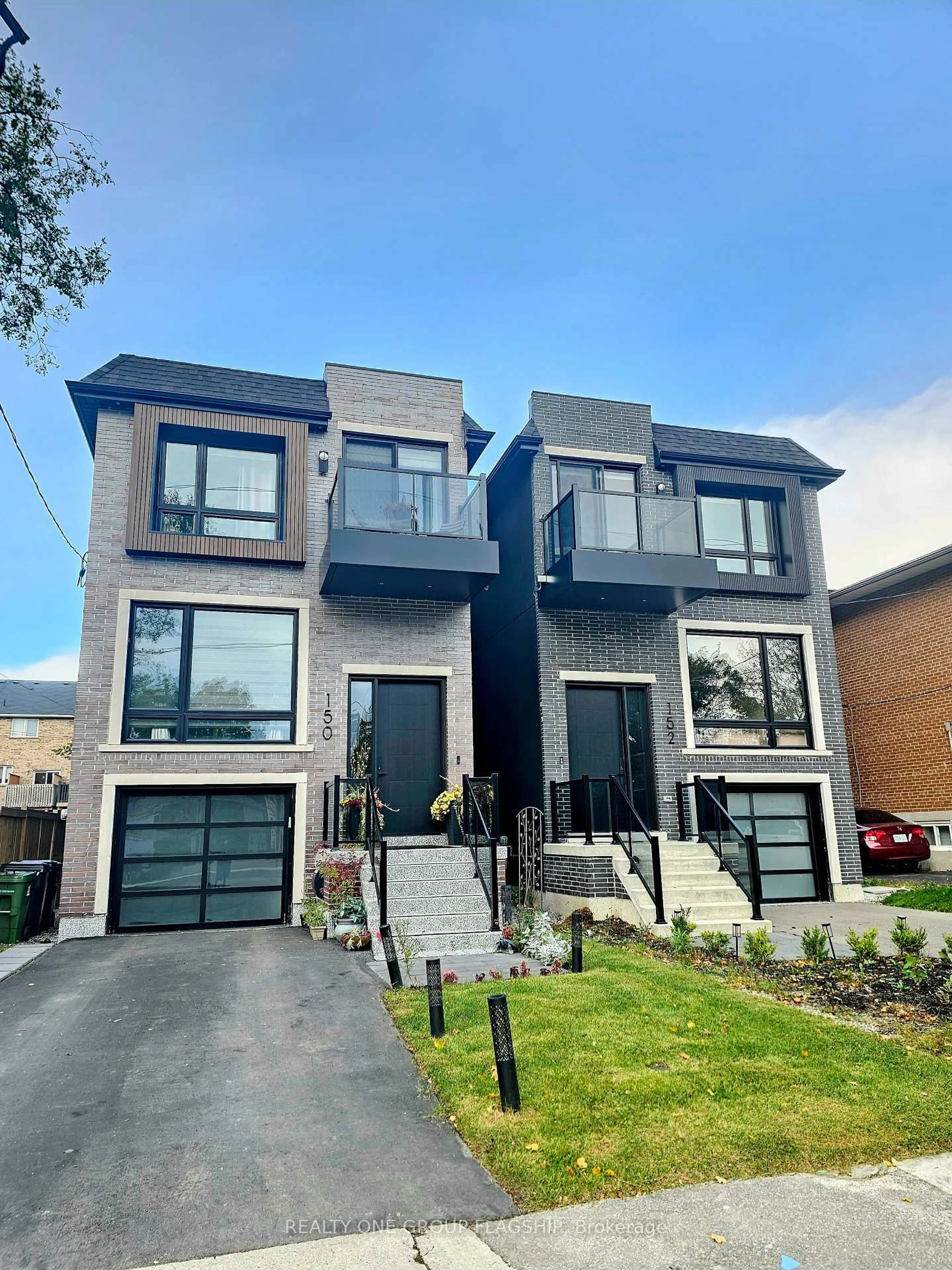 Home with brick exterior material, street for 150 Sheldon Ave, Toronto Ontario M8W 4L6