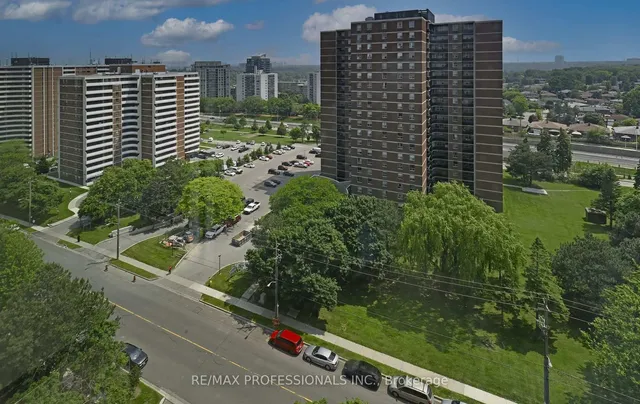 Additional image 8 of 40 Richview Rd Unit 1605