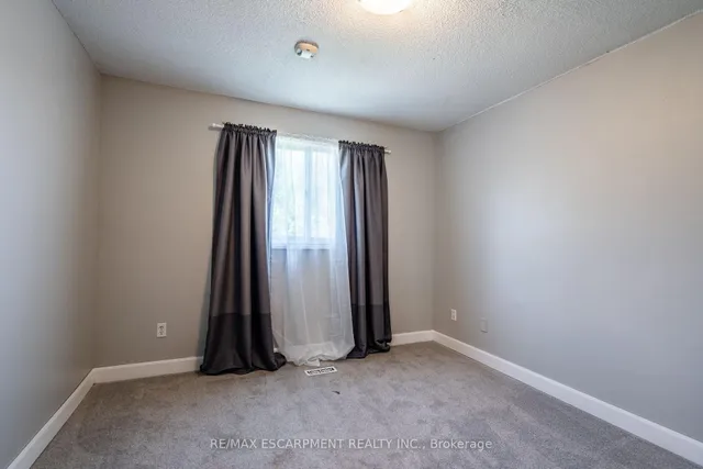 Additional property image - 1689 Kerns Rd