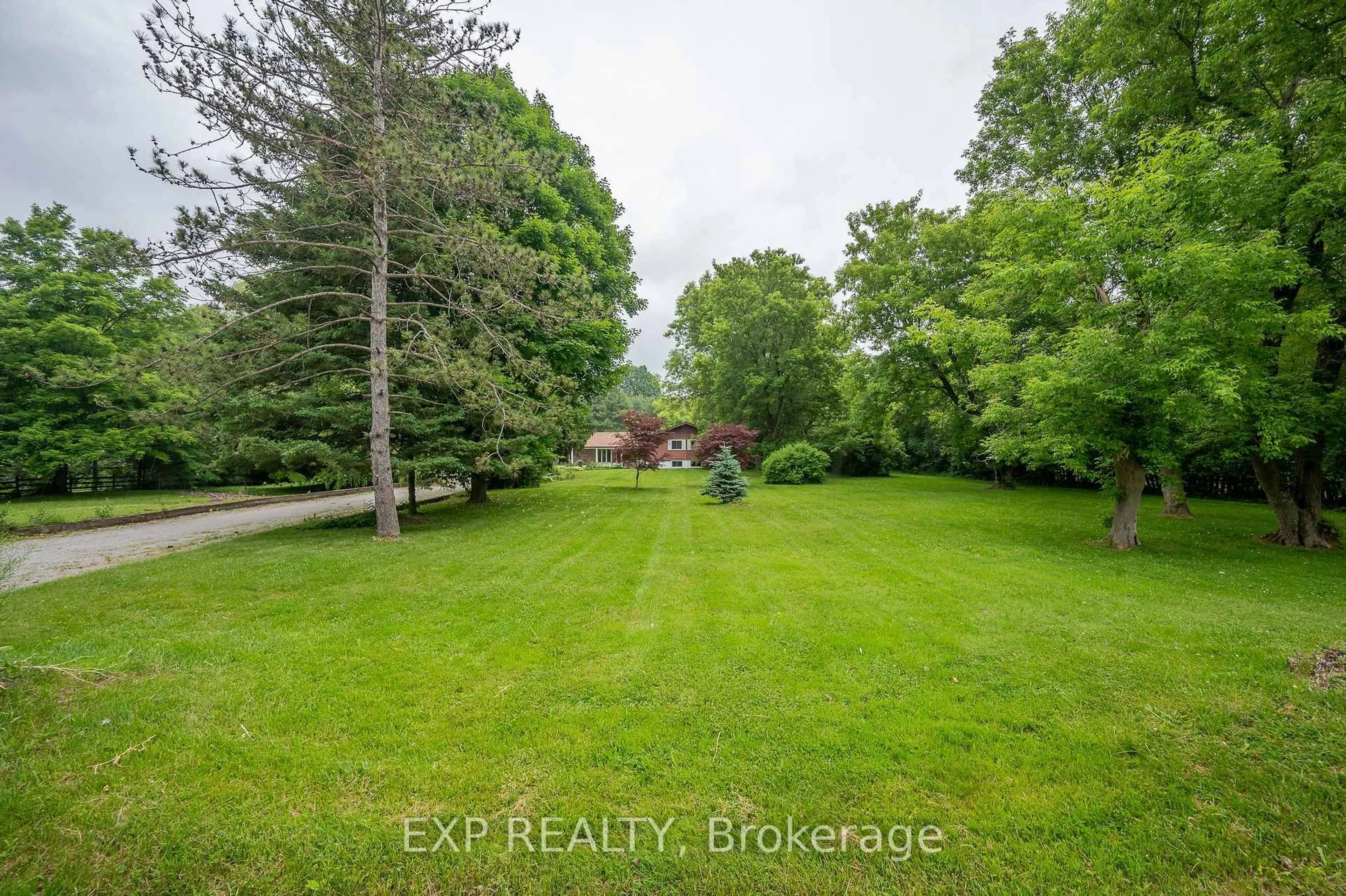 A pic from outside/outdoor area/front of a property/back of a property/a pic from drone, water/lake/river/ocean view for 7633 Appleby Line, Milton Ontario L9E 0M3