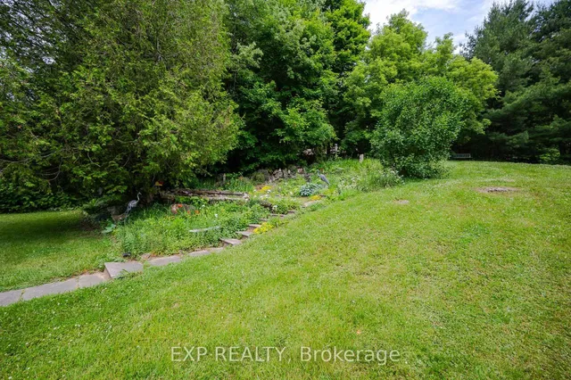 Additional image 22 of 7633 Appleby Line