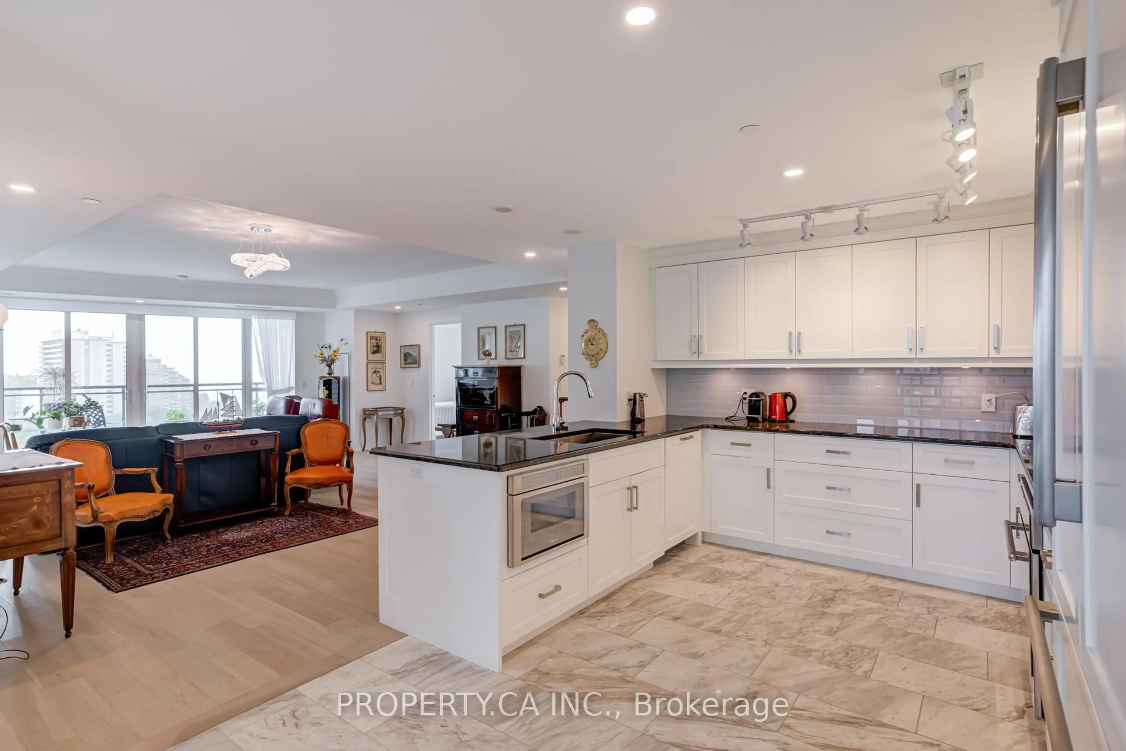 Open concept kitchen, ceramic/tile floor for 2060 Lakeshore Rd #902, Burlington Ontario L7R 0G2