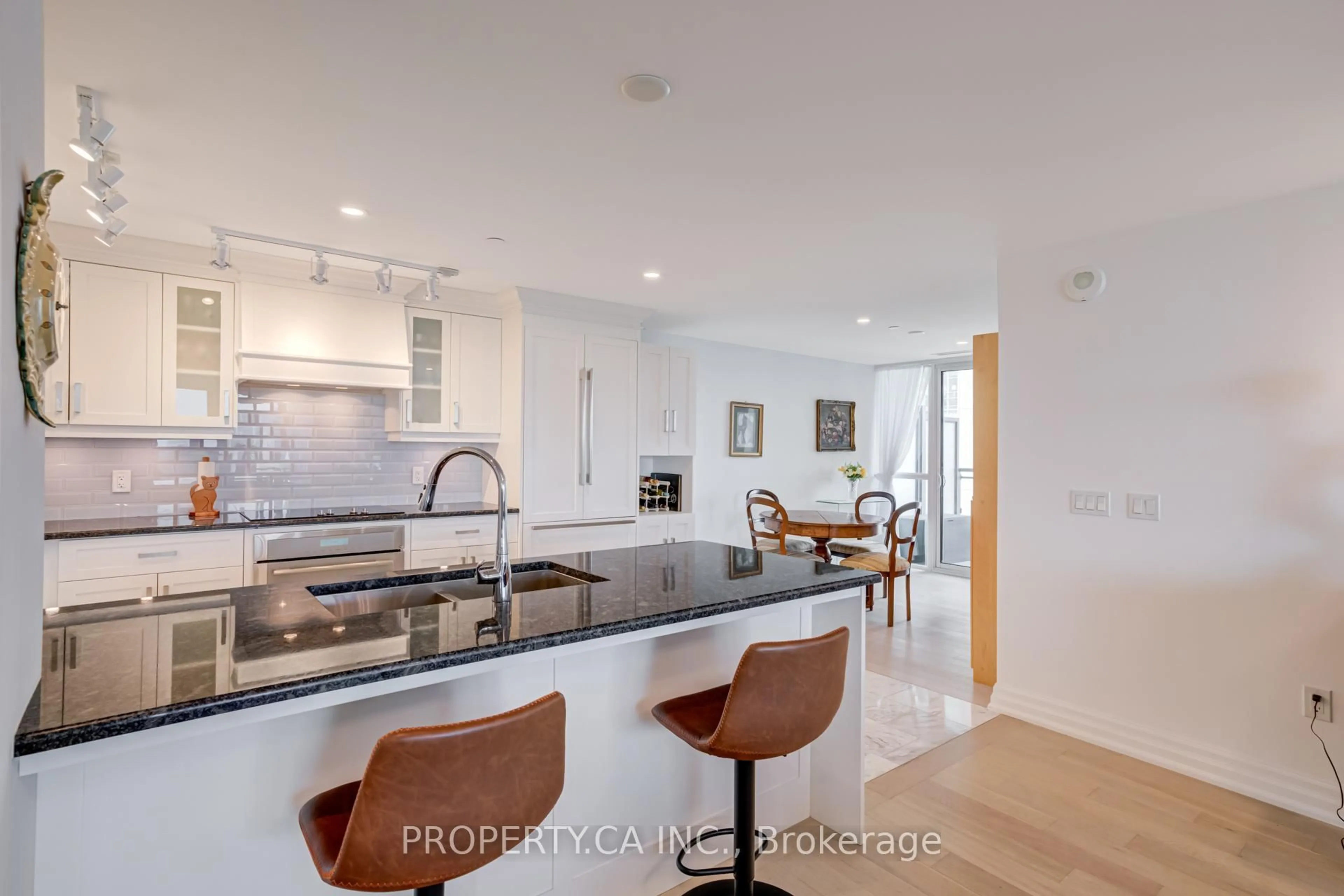 Open concept kitchen, unknown for 2060 Lakeshore Rd #902, Burlington Ontario L7R 0G2