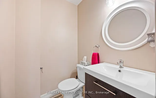 Additional property image - 750 Burnhamthorpe Rd Unit 35