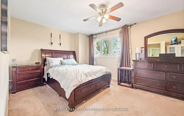 Additional property image - 750 Burnhamthorpe Rd Unit 35
