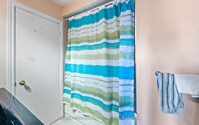 Additional property image - 750 Burnhamthorpe Rd Unit 35