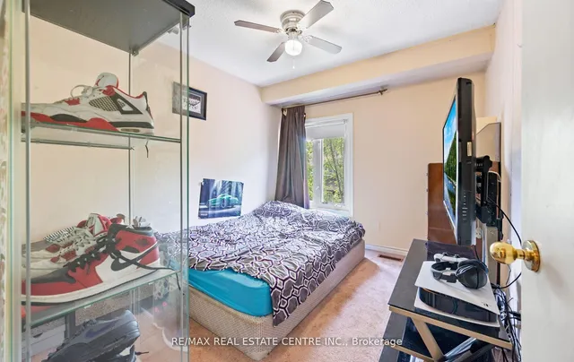 Additional property image - 750 Burnhamthorpe Rd Unit 35