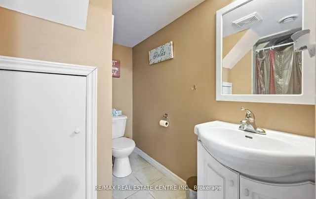 Additional property image - 750 Burnhamthorpe Rd Unit 35